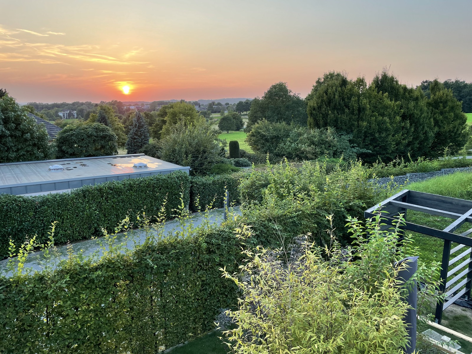 Sonnenuntergang von der Dachterrasse
